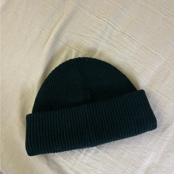 NWOT KITH women’s script Mia beanie color stadium - Picture 3 of 5